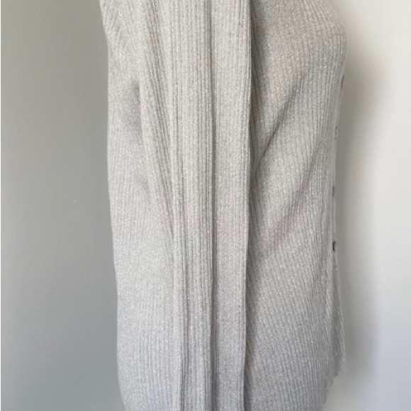 🐨 CHICO’S Silver Taupe Shimmer Lightweight Button Up Long Sleeve Cardigan 2 L - Picture 4 of 10